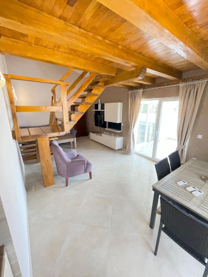 Apartments Harris Улцинь Екстер'єр фото