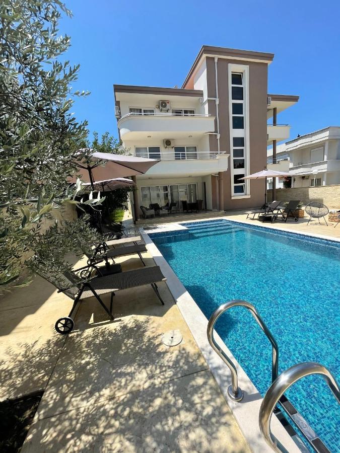 Apartments Harris Улцинь Екстер'єр фото