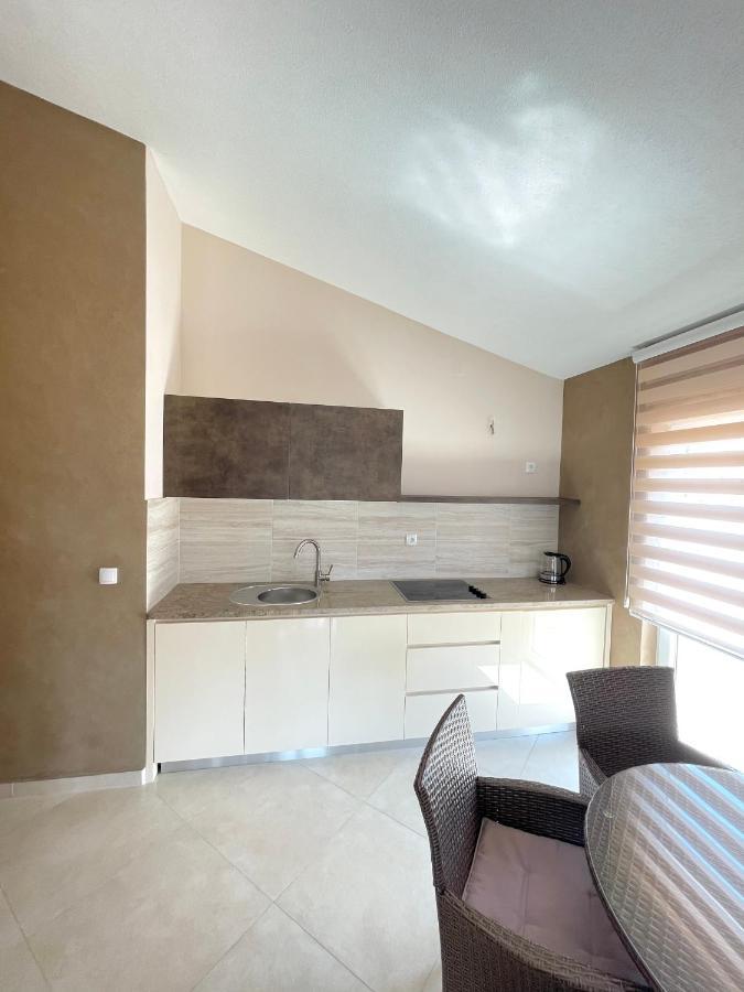 Apartments Harris Улцинь Екстер'єр фото